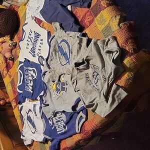 9 Tampa Bay lightening Hockey outfits